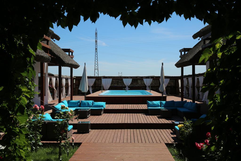 Doi Capitani Hotel Crisan  Buitenkant foto