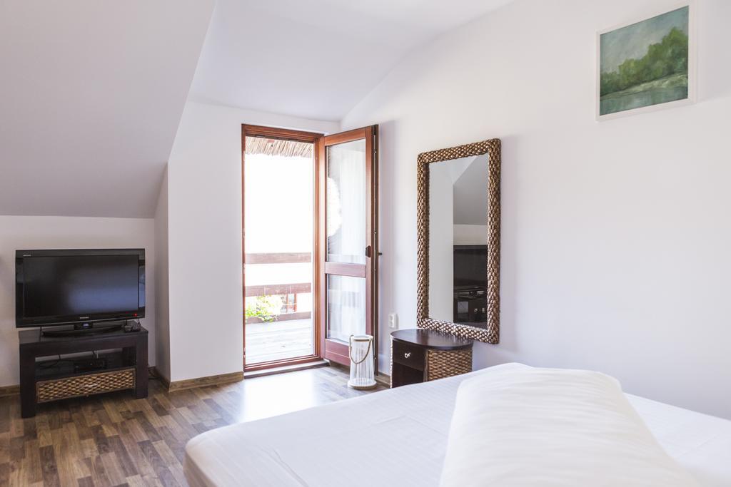 Doi Capitani Hotel Crisan  Buitenkant foto